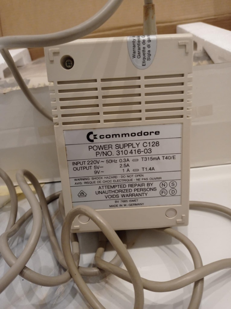 Commodore C128