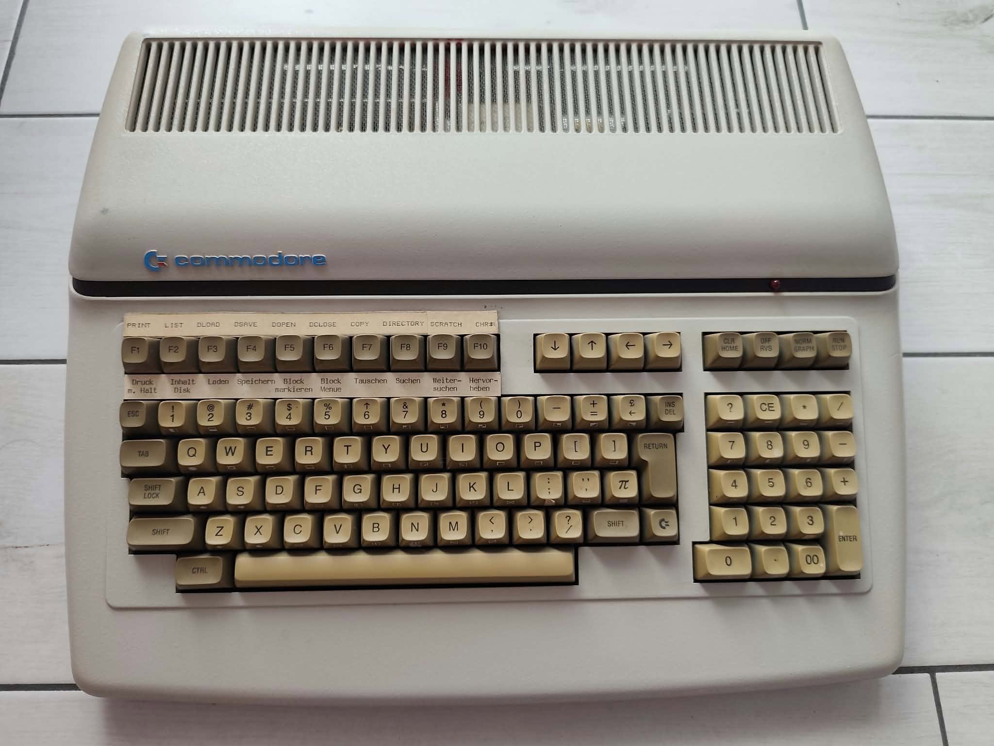 Commodore CBM-II B500