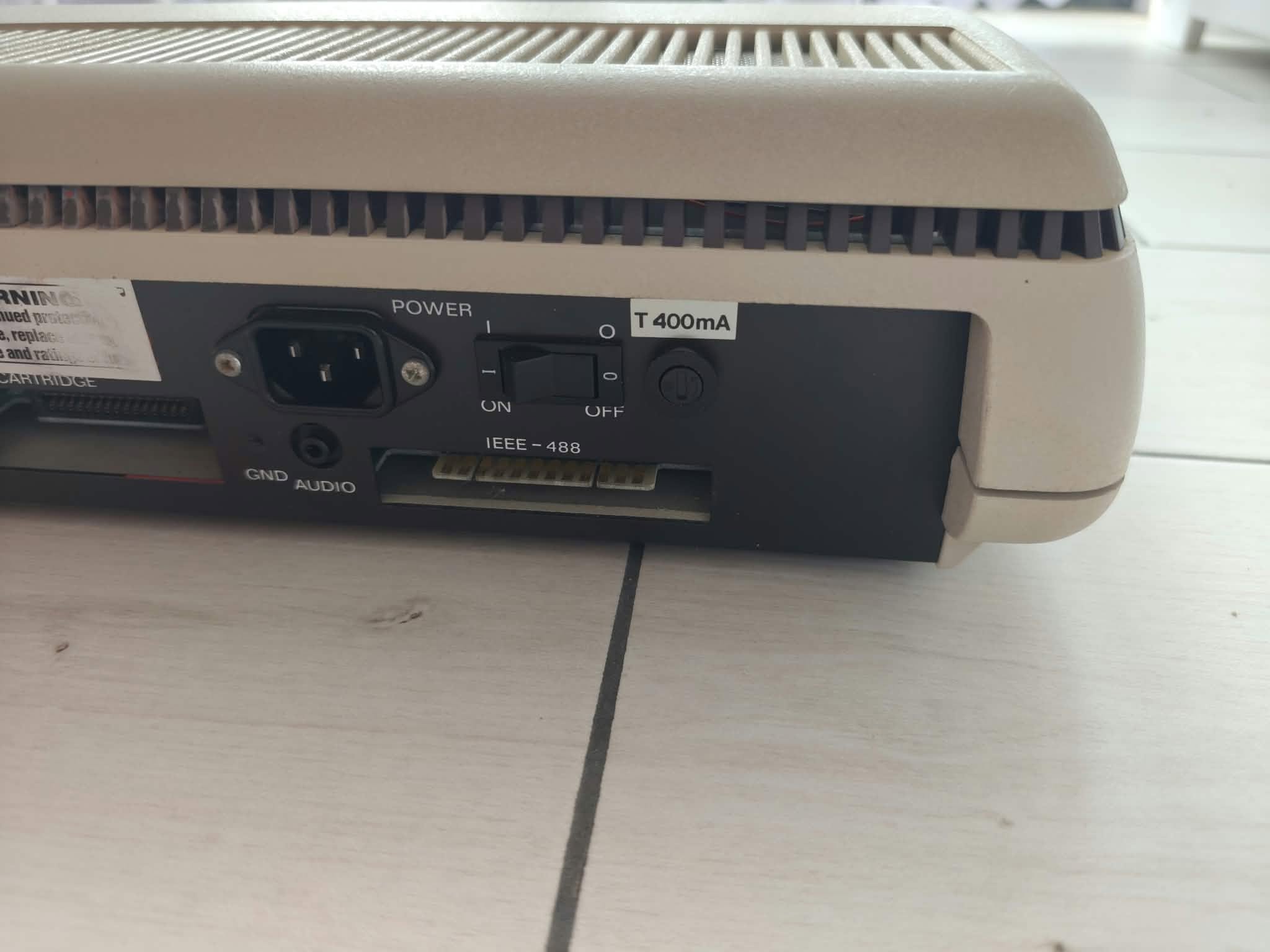 Commodore CBM-II B500