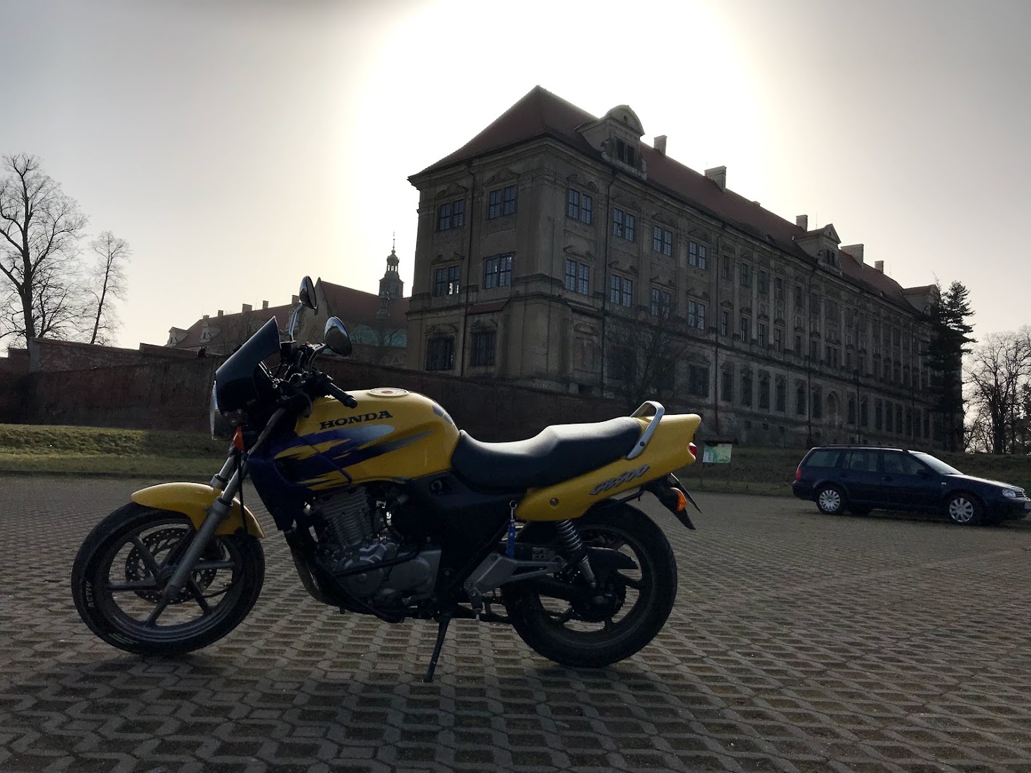 CB500