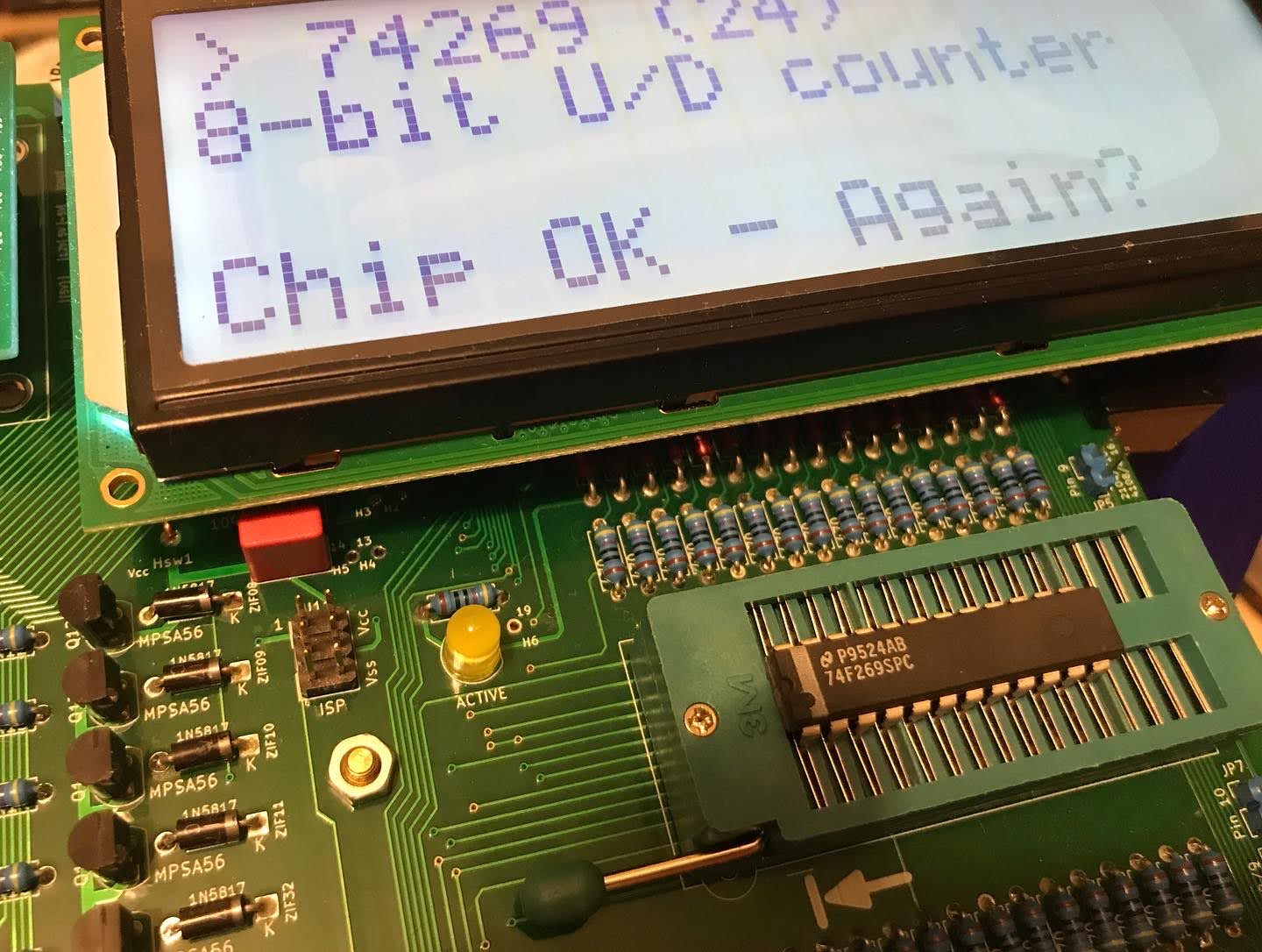 Tester Retro Chip Tester