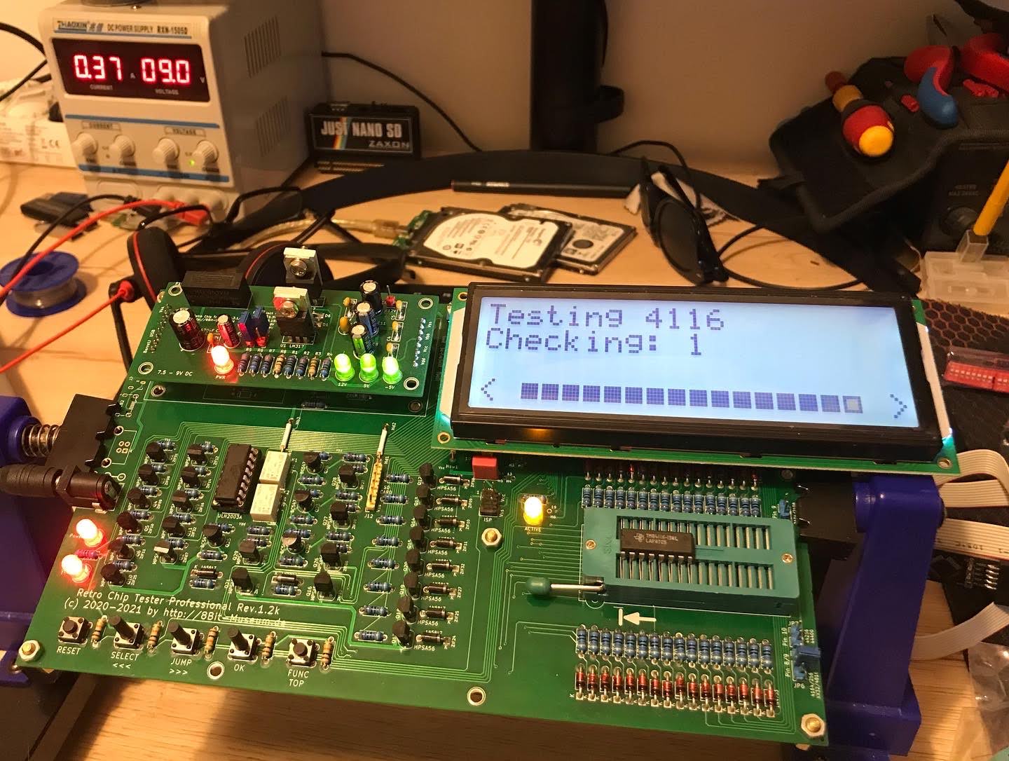 Tester Retro Chip Tester